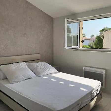 Villa Frejus, Le Clos Des Troenes, Maison 90m2, 3 Chambr Frejus